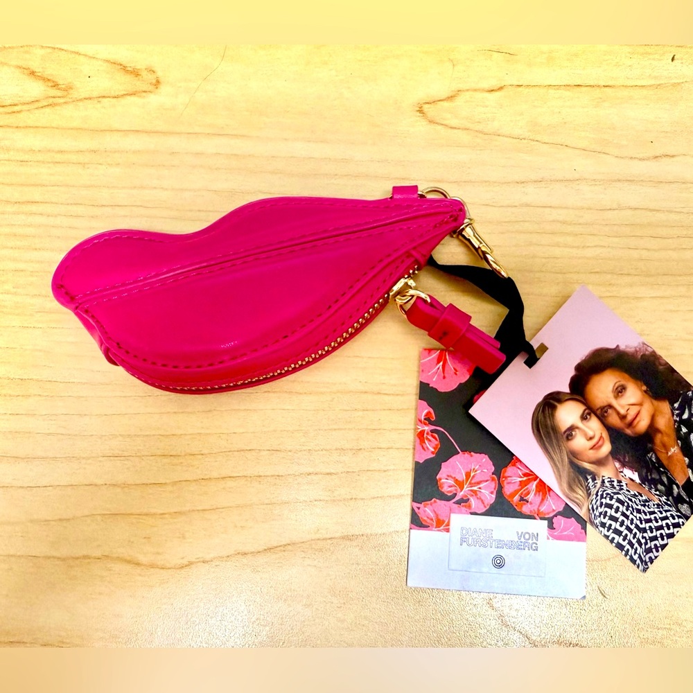 Diane Von Furstenberg Pink Lip-Shaped bag charm coin purse